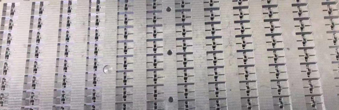 ���d�쾀��Ԫ